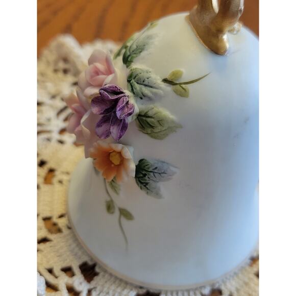 White Dinner Bell 3D Floral Made in Japan Collectible Decorative Ceramic - Picture 5 of 9